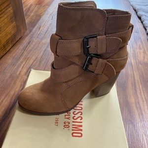 Mossimo booties tan size 8.5